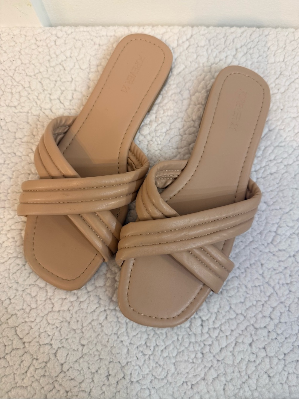 💫4/$25 • Forever 21 Beige Quilted Cross-Strap Slide Sandals